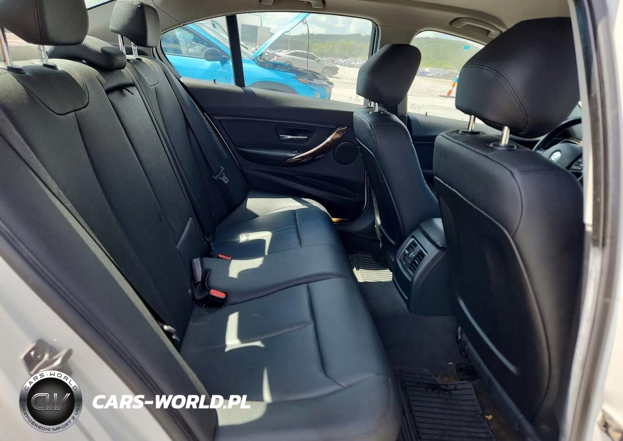 2016 BMW 320 Xi VIN:WBA8E5G55GNT41150 - 10