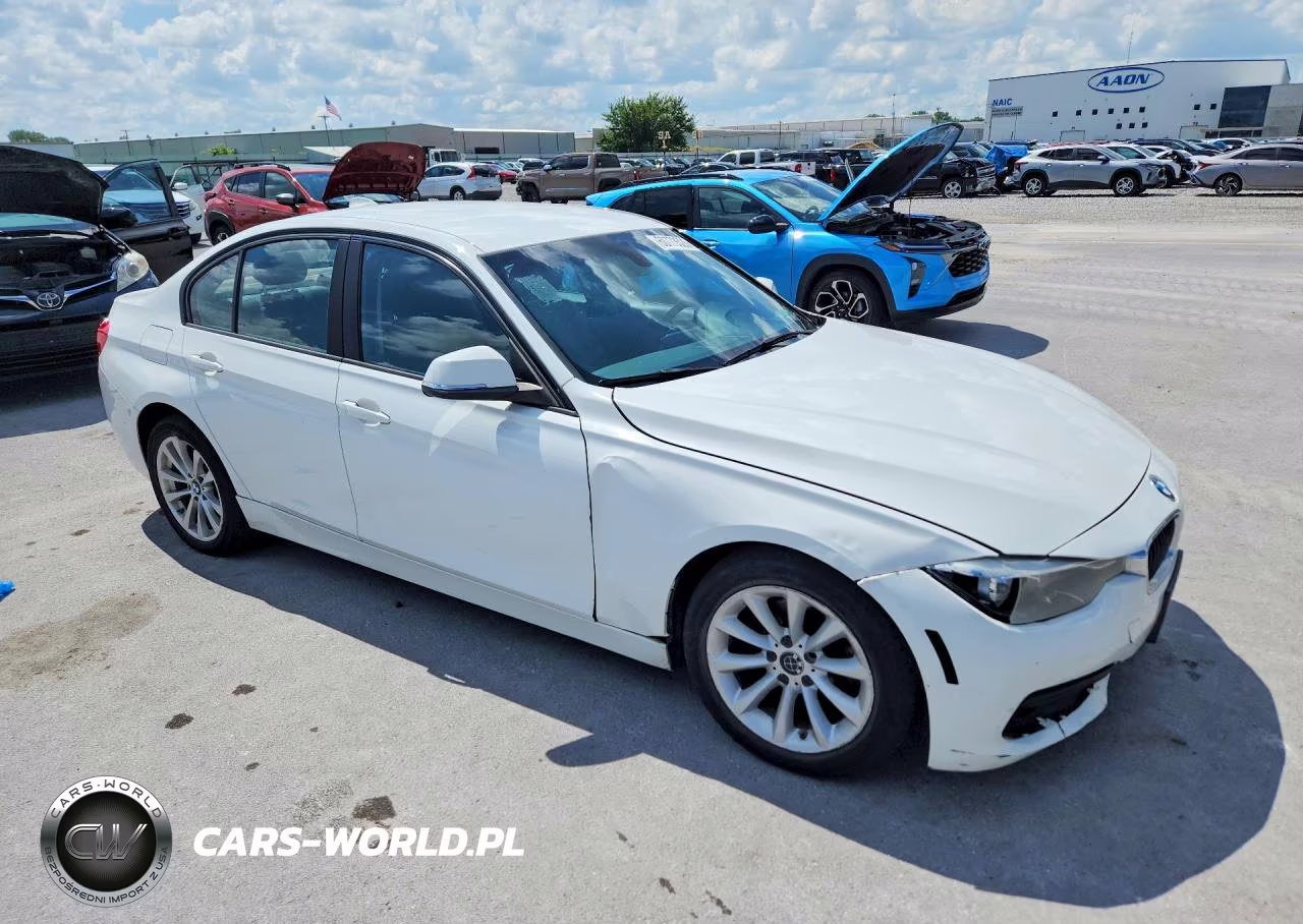 2016 BMW 320 Xi VIN:WBA8E5G55GNT41150 - 4