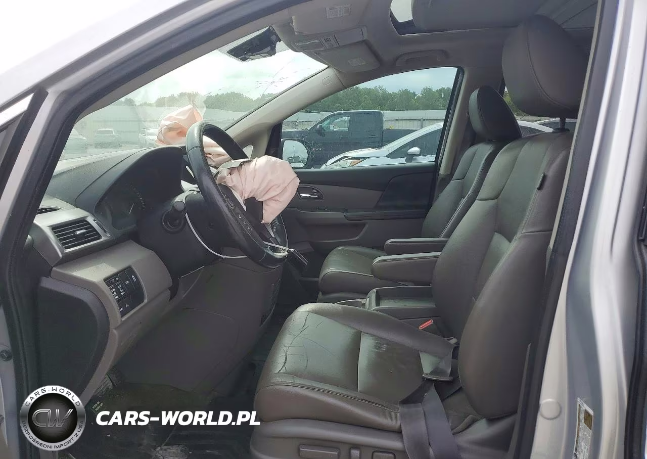 2014 Honda Odyssey Touring VIN:5FNRL5H98EB135413 - 7