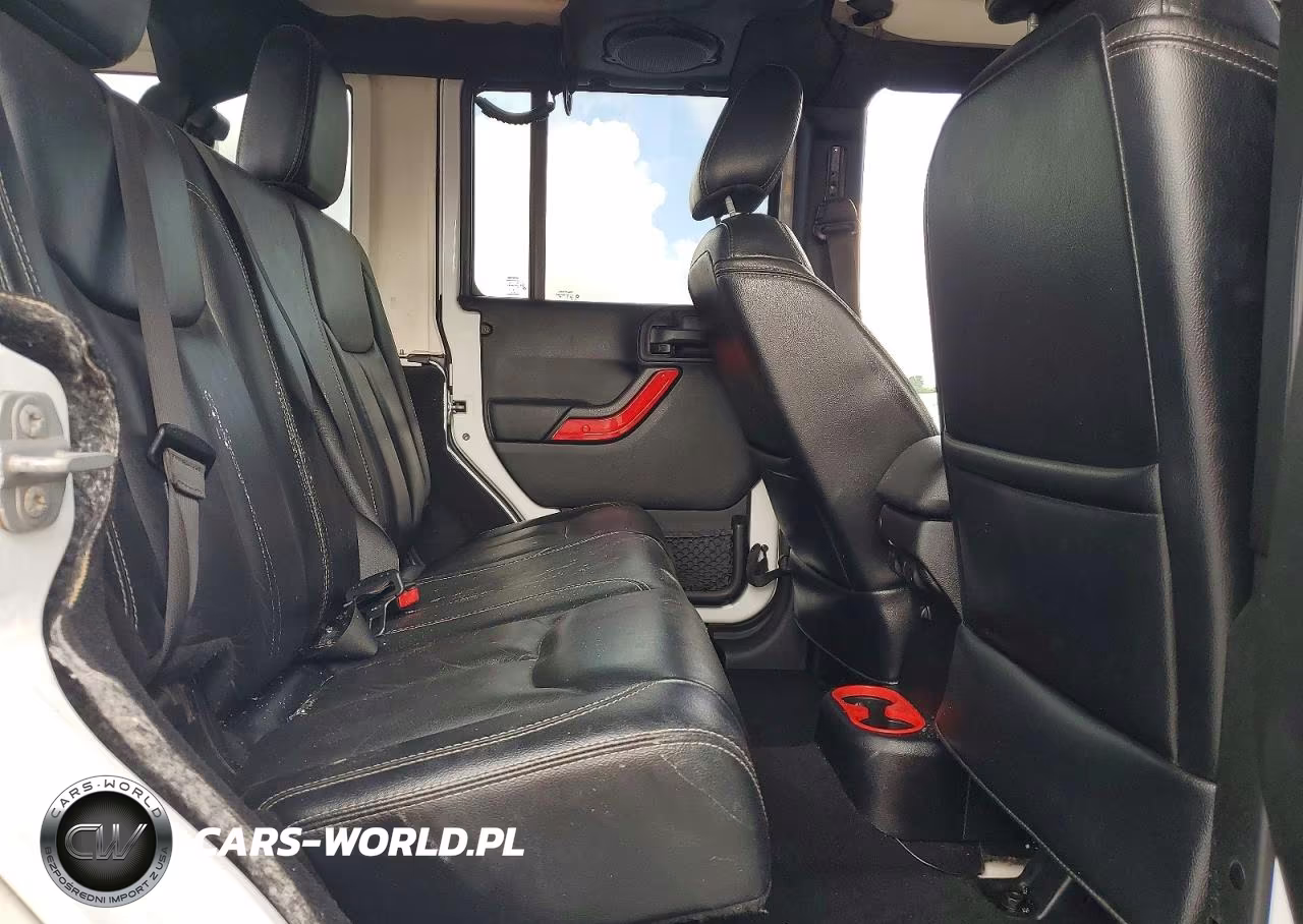 2014 Jeep Wrangler Unlimited Rubicon VIN:1C4BJWFG1EL261754 - 10