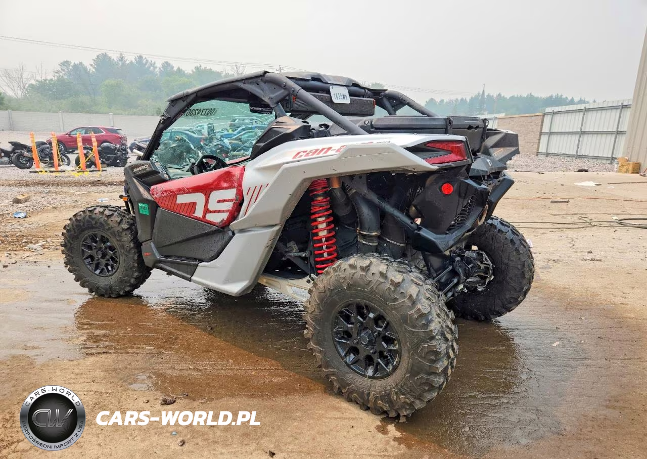 2024 Can-Am Maverick X3 Utility Vehicle VIN:3JBVGAY49RE001637 - 3