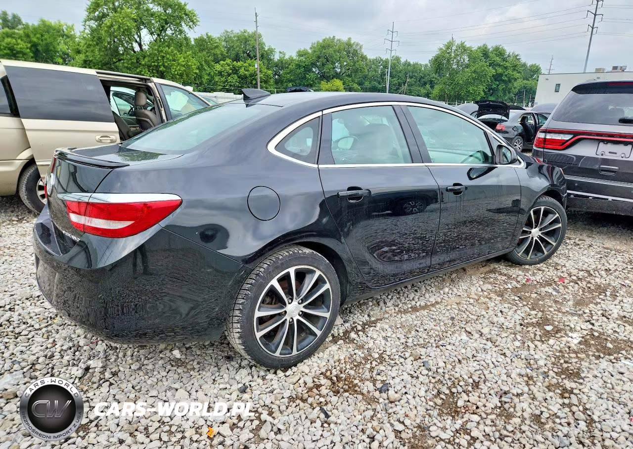 2016 Buick Verano Sport Touring VIN:1G4PW5SK7G4181797 - 3