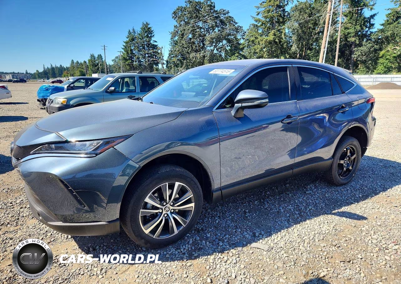 2022 Toyota Venza Le – zdjęcie 1 z 13