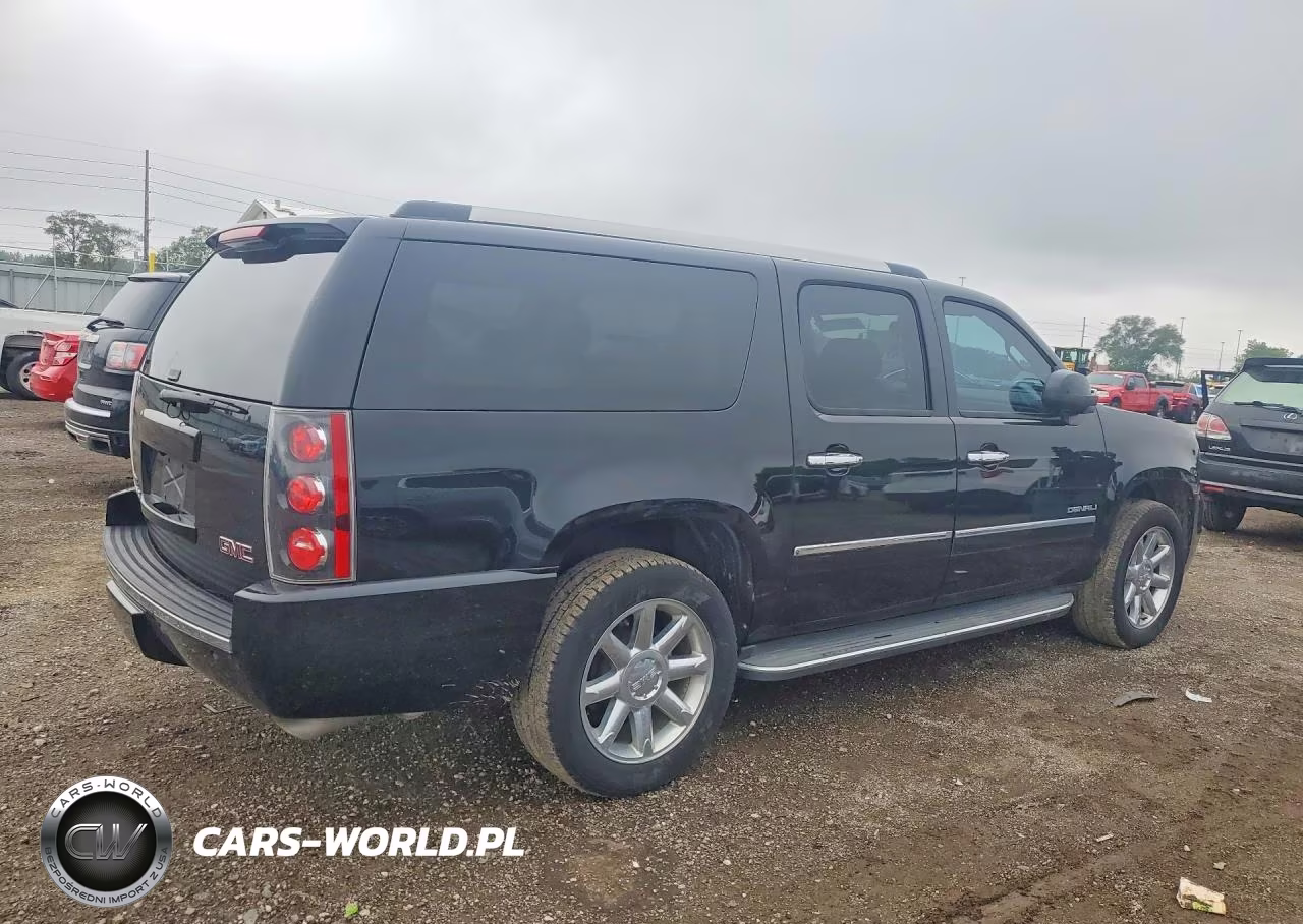 2013 GMC Yukon Xl Denali VIN:1GKS1MEF9DR105118 - 3