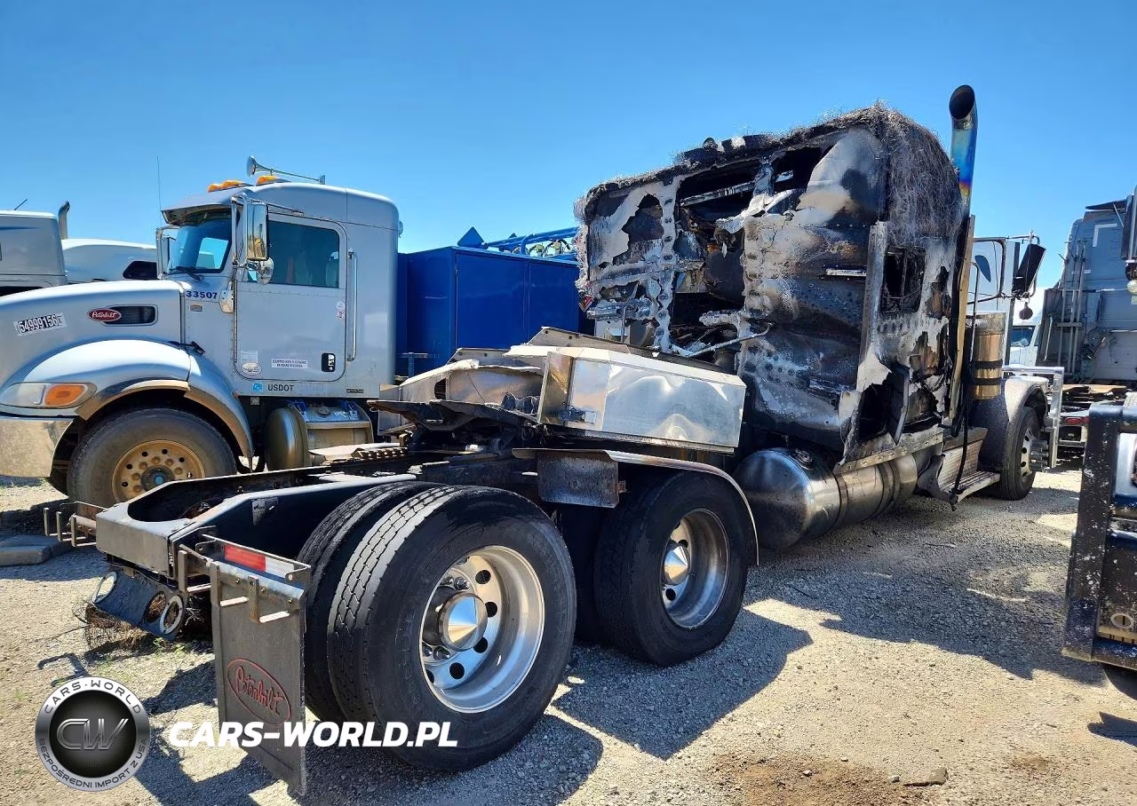 2019 Peterbilt 389 Semi Truck VIN:1XPXD49X2KD626587 - 3
