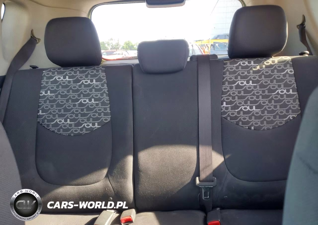 KIA SOUL + VIN:KNDJT2A23B7260491 - 10