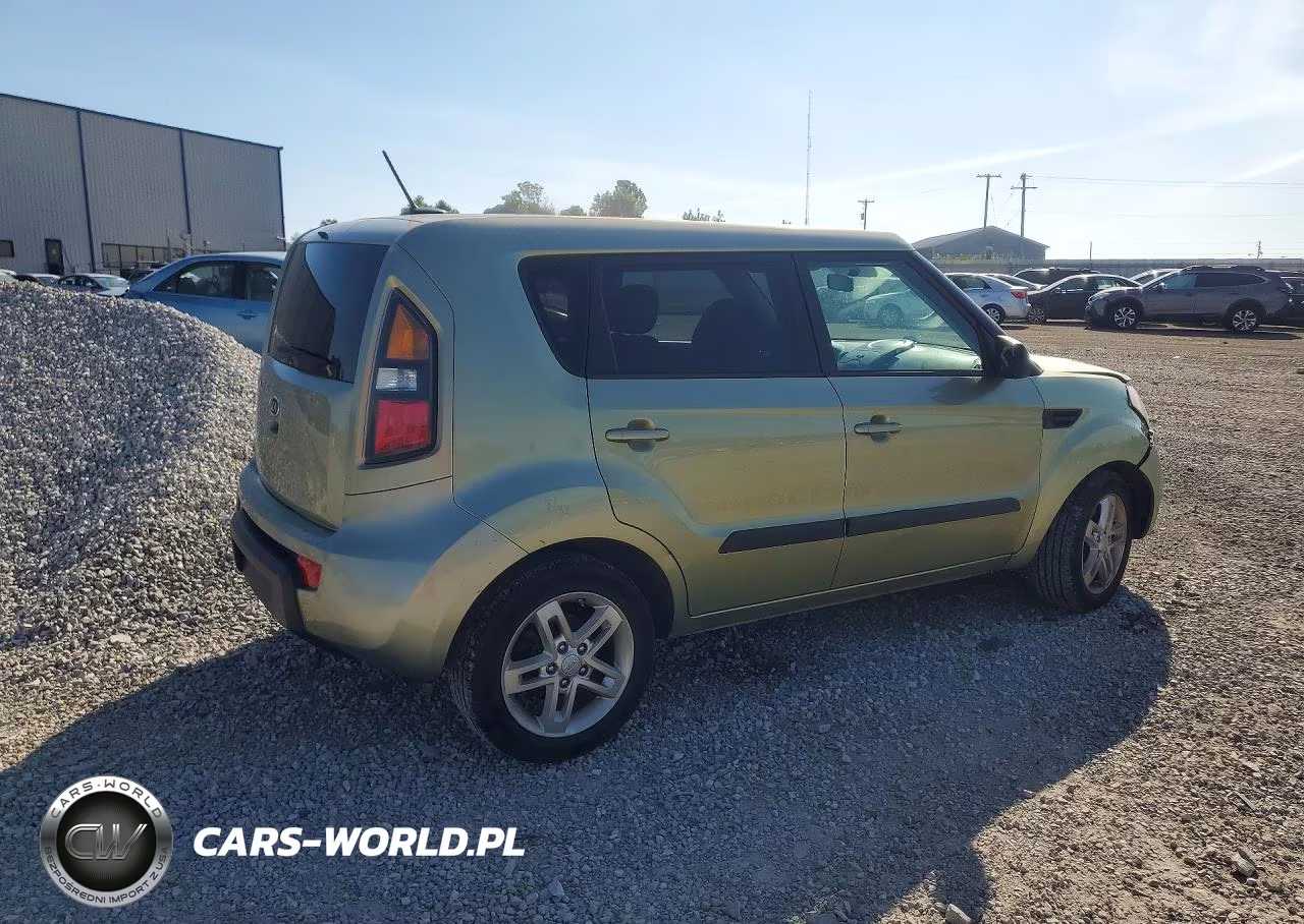 KIA SOUL + VIN:KNDJT2A23B7260491 - 3