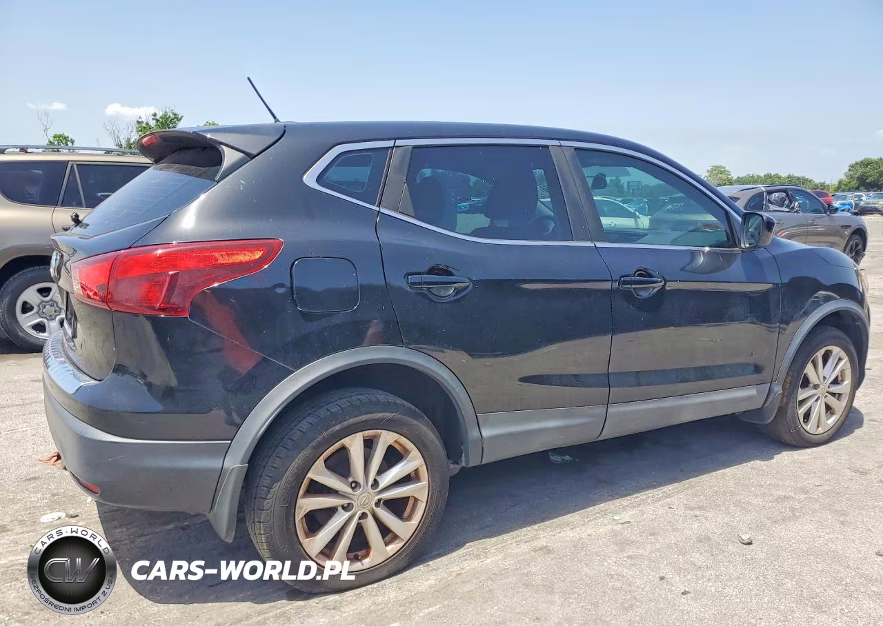 2017 Nissan Rogue Sport S VIN:JN1BJ1CP7HW018575 - 3