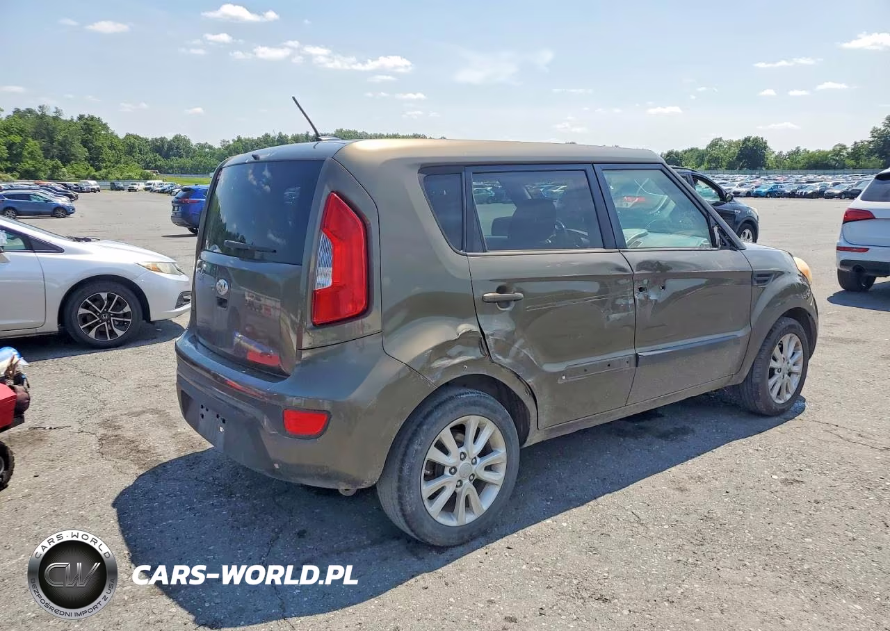 2013 Kia Soul + VIN:KNDJT2A66D7511171 - 3