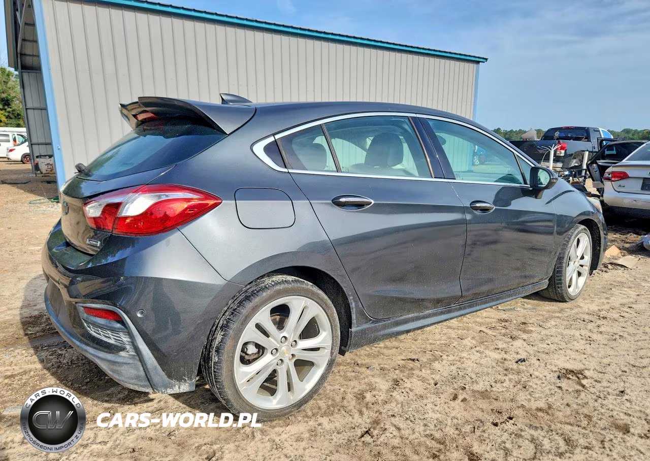 2017 Chevrolet Cruze Premier VIN:3G1BF6SM0HS518603 - 3