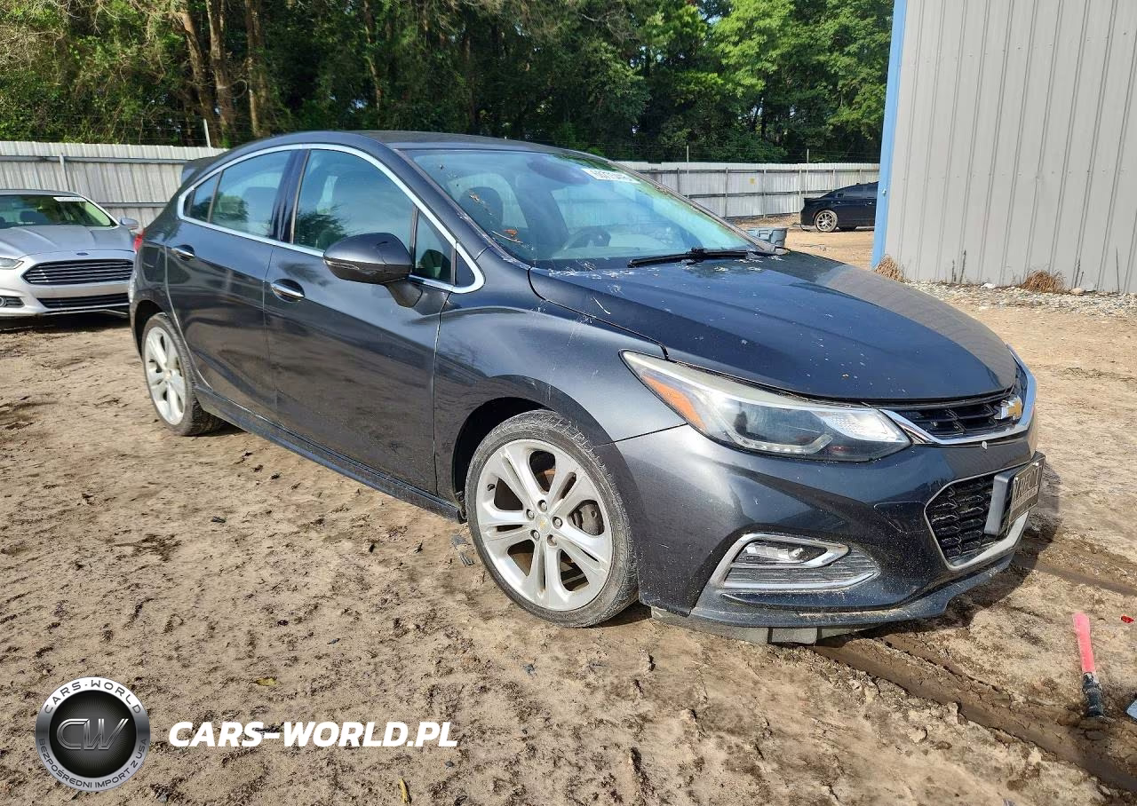2017 Chevrolet Cruze Premier VIN:3G1BF6SM0HS518603 - 4