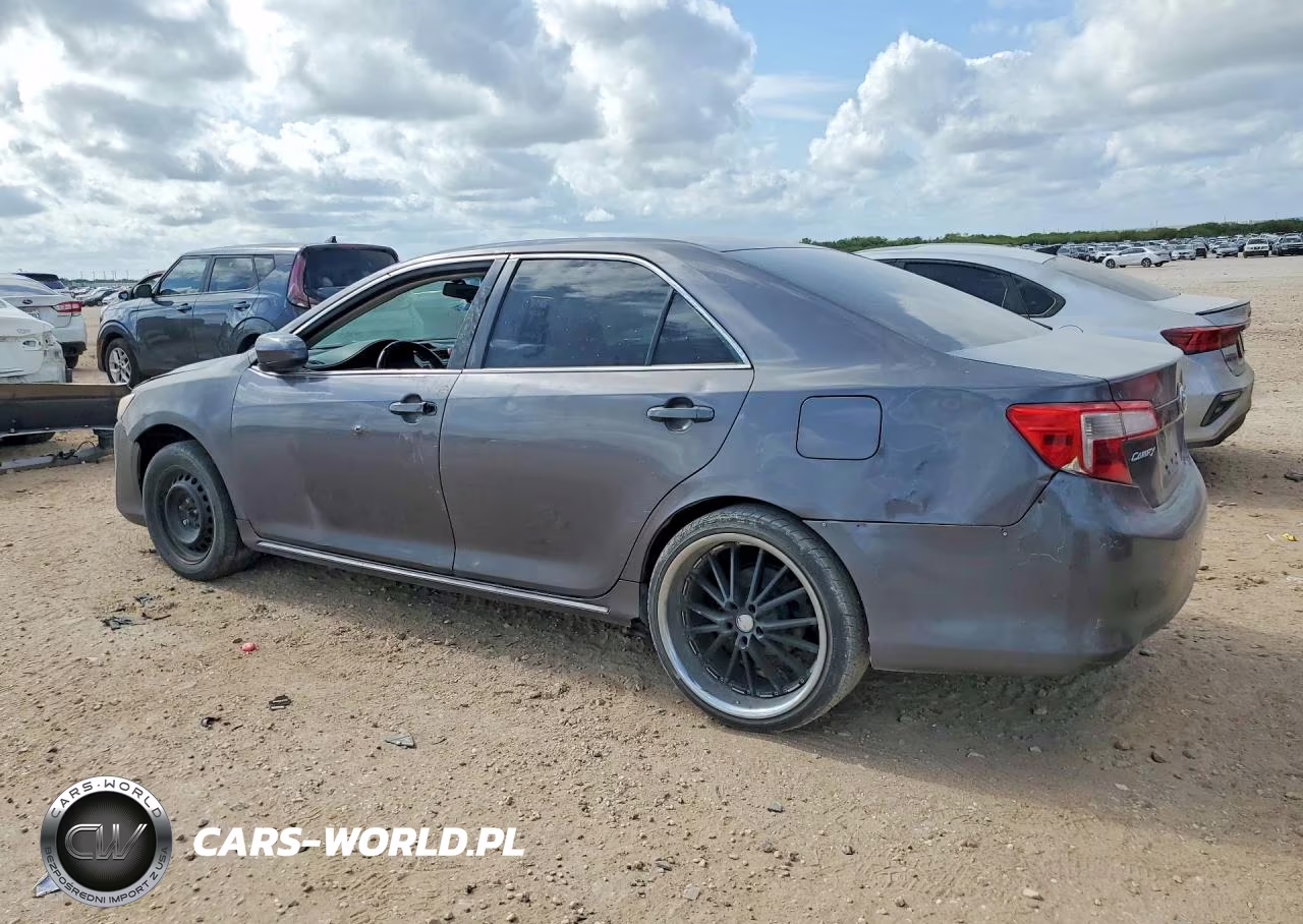 2014 Toyota Camry Le VIN:4T4BF1FK2ER427297 - 2