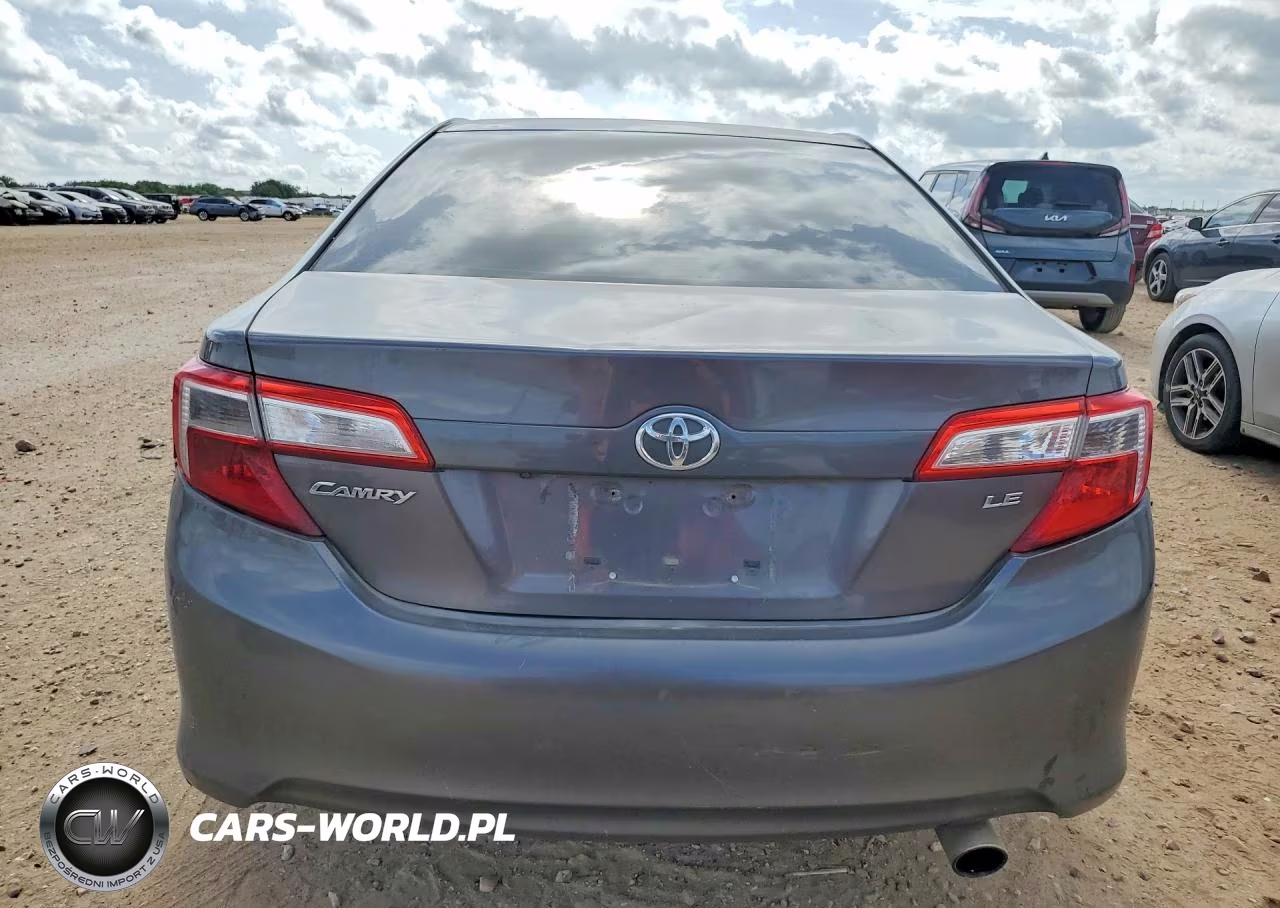 2014 Toyota Camry Le VIN:4T4BF1FK2ER427297 - 6