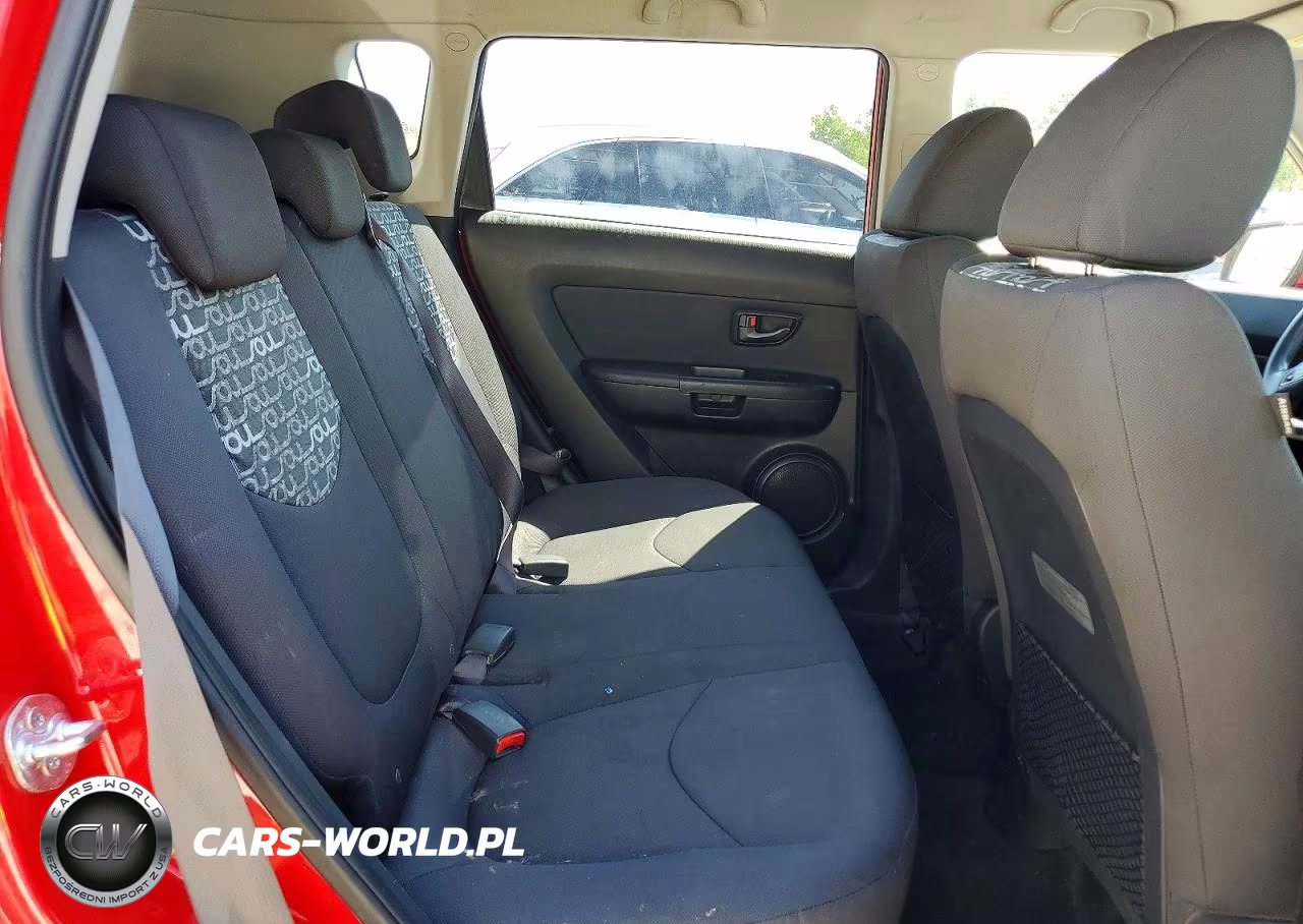2010 Kia Soul + VIN:KNDJT2A28A7116708 - 10
