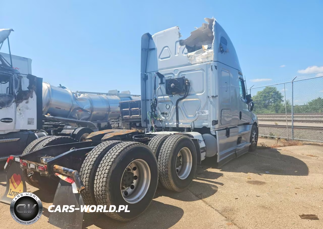 2022 Freightliner Cascadia 126 Semi Truck VIN:3AKJHHDR0NSNP6484 - 3