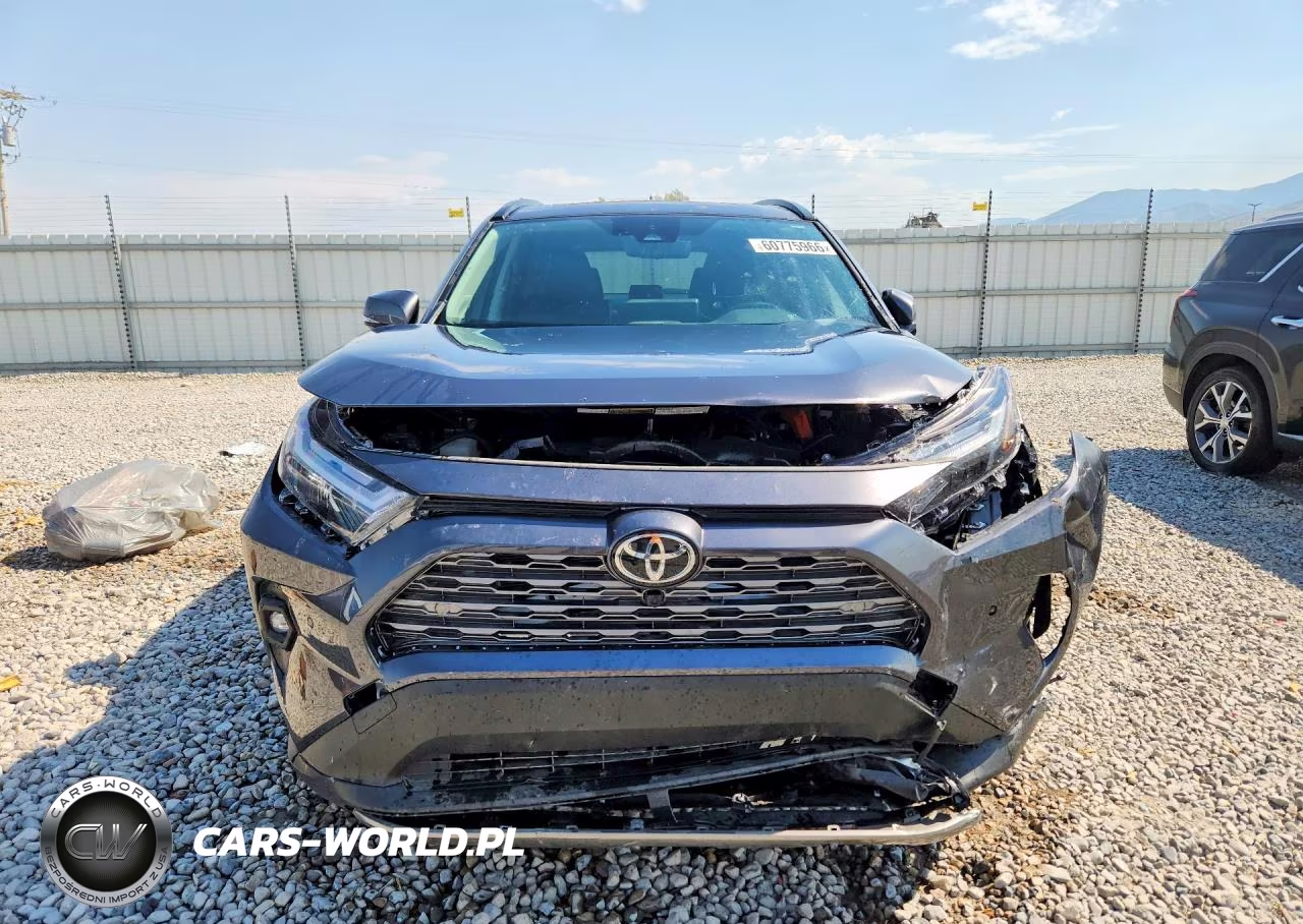 2025 Toyota Rav4 Limited VIN:JTMD6RFV3SJ092175 - 5