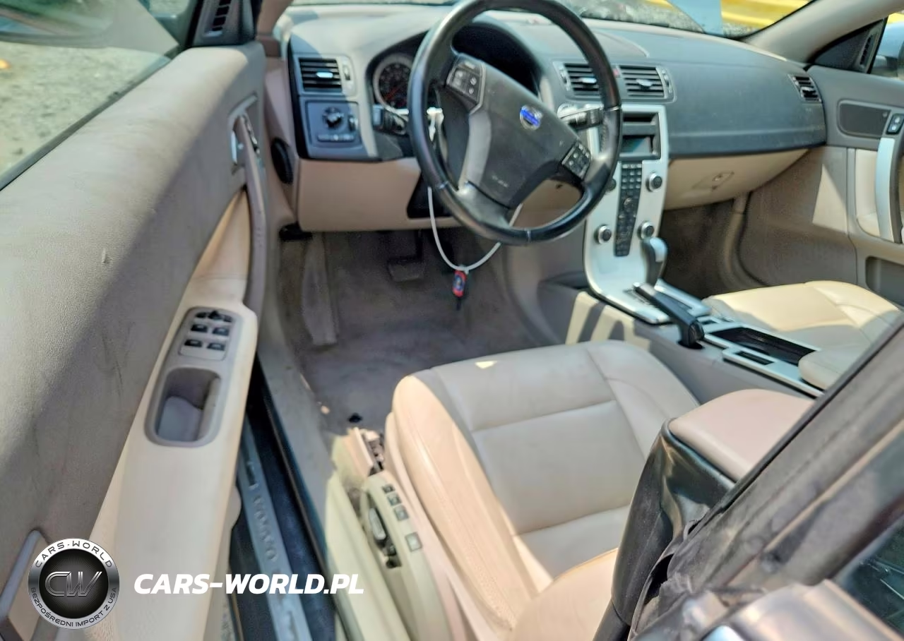 2013 Volvo C70 T5 VIN:YV1672MC1DJ138047 - 8