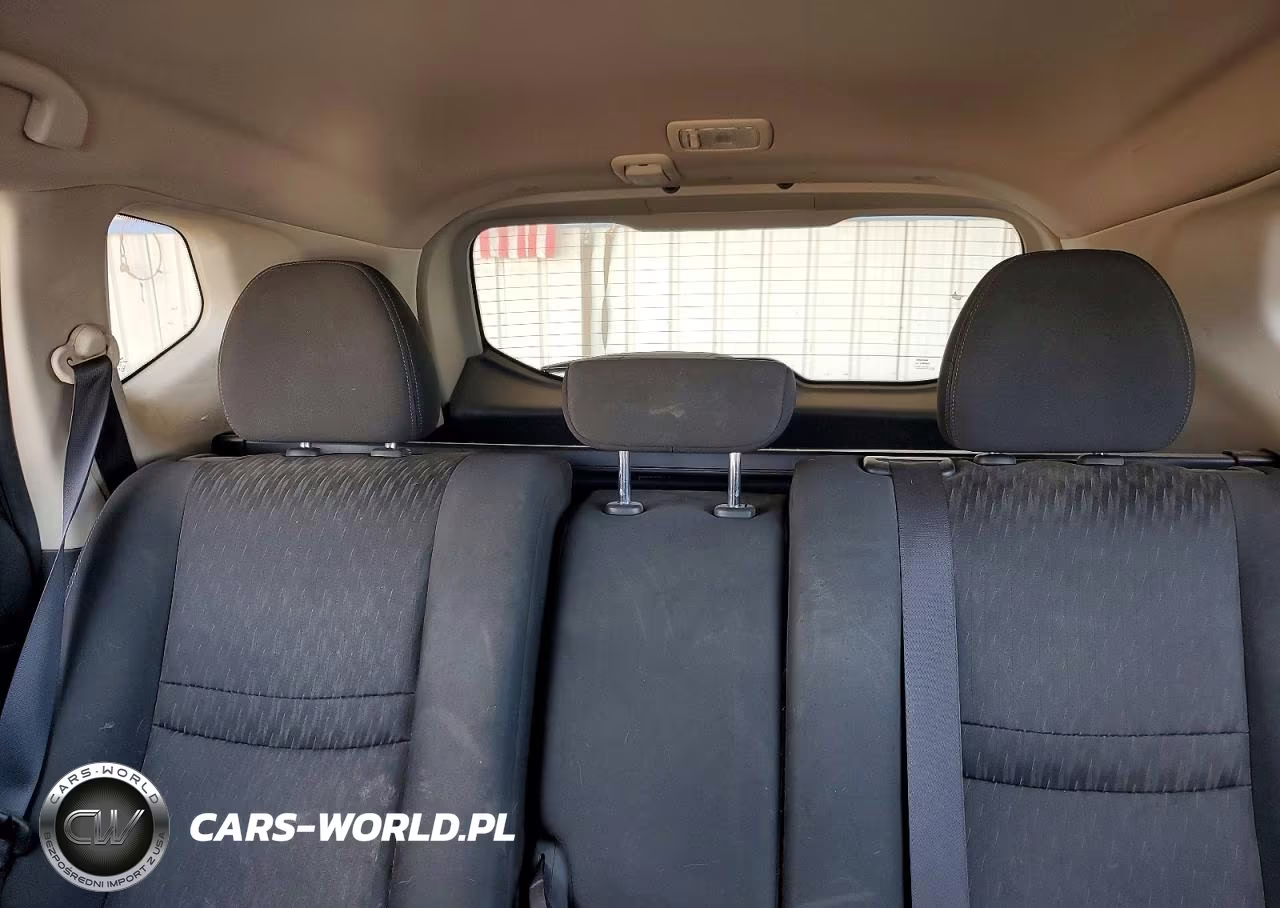 2017 Nissan Rogue S VIN:KNMAT2MV6HP523121 - 10