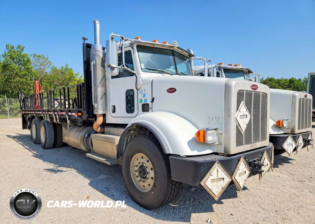 2014 Peterbilt 365 Crane Truck VIN:1NPSL70X4ED243163 - 4