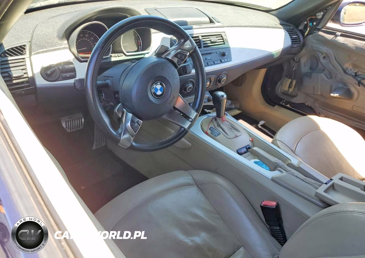 2006 BMW Z4 3.0Si VIN:4USBU53566LX00480 - 8
