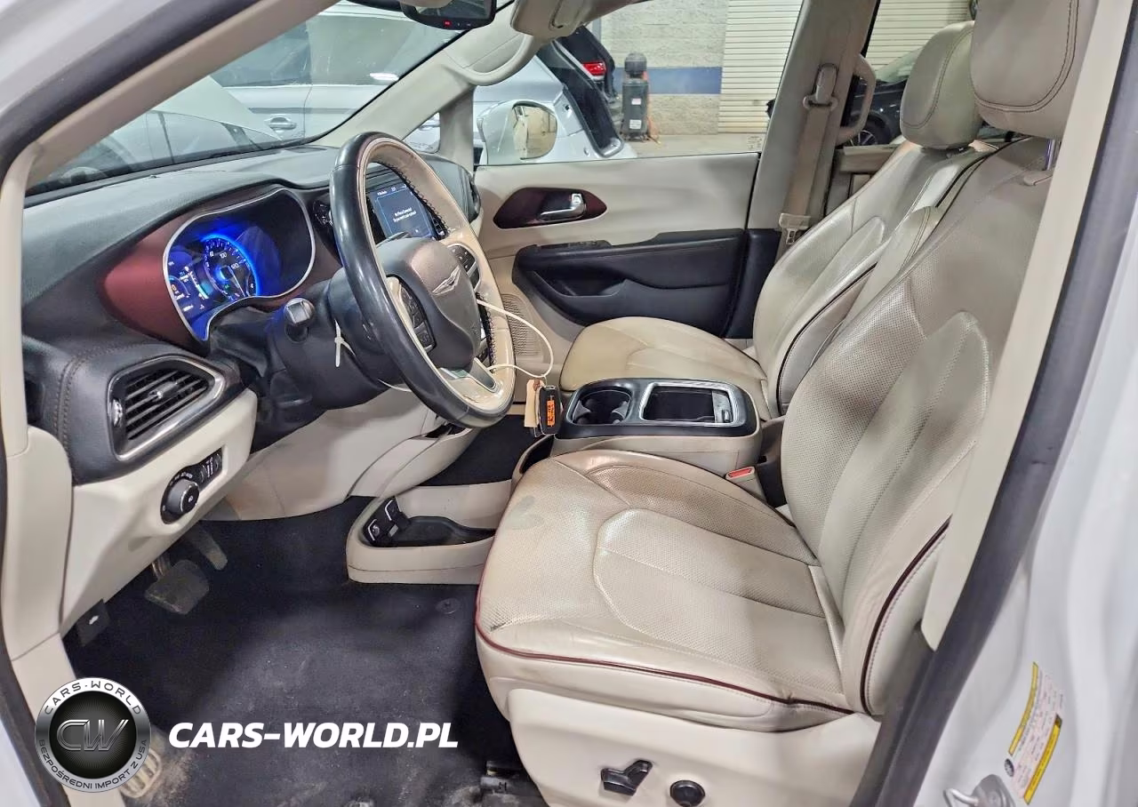 2020 Chrysler Pacifica Limited VIN:2C4RC1GG9LR114578 - 7