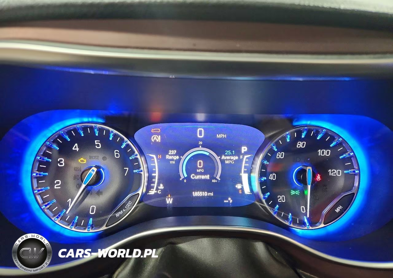 2020 Chrysler Pacifica Limited VIN:2C4RC1GG9LR114578 - 9