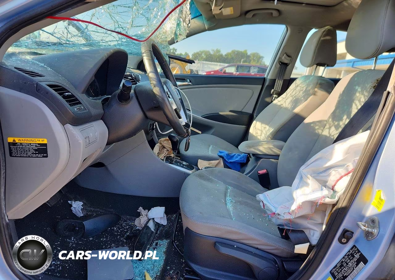 2012 Hyundai Accent Se VIN:KMHCU5AE3CU024682 - 7