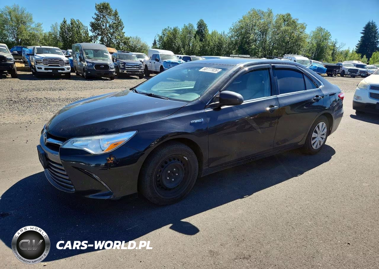 2015 Toyota Camry Hybrid Le