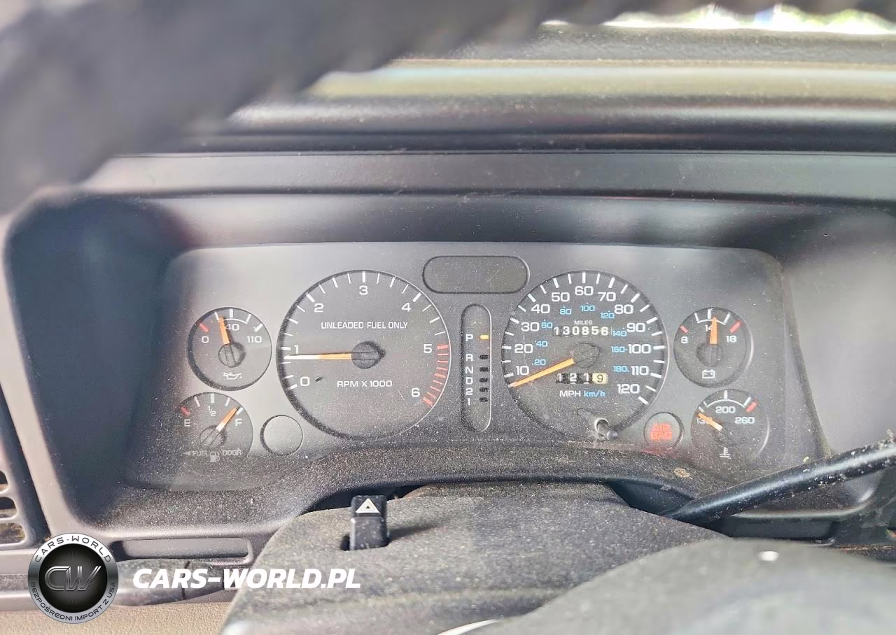 1996 Dodge Ram 1500 VIN:1B7HC16Z4TS562823 - 9