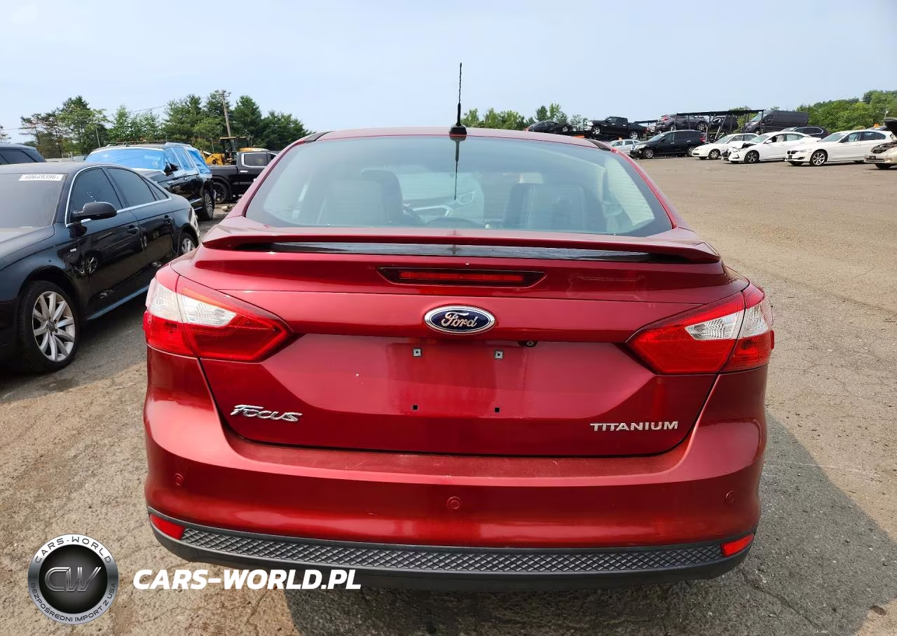 2014 Ford Focus Titanium VIN:1FADP3J23EL274299 - 6
