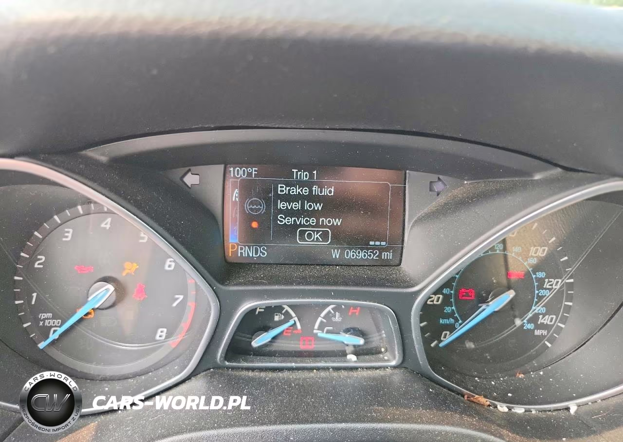 2014 Ford Focus Titanium VIN:1FADP3J23EL274299 - 9
