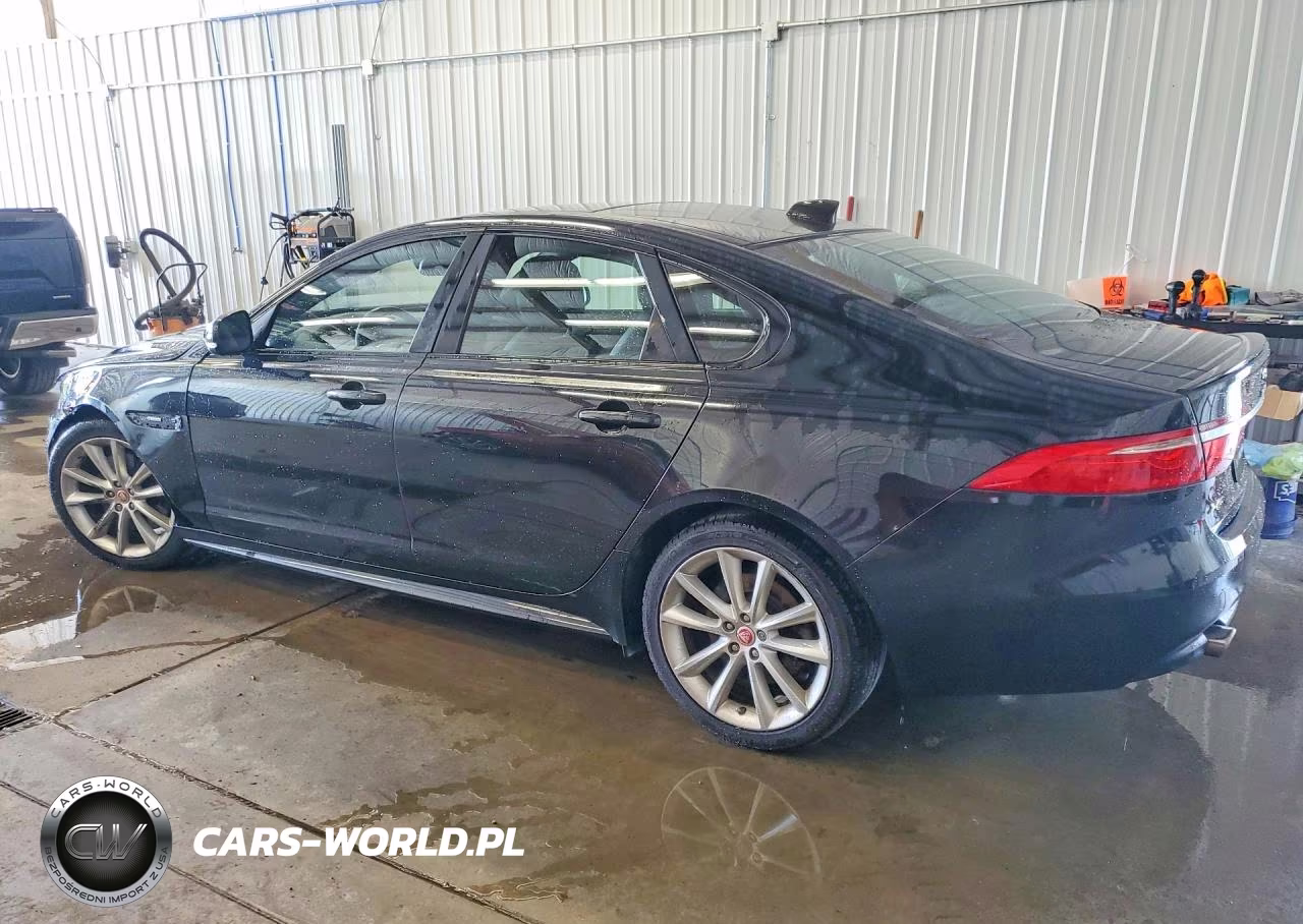2016 Jaguar Xf R - Sport VIN:SAJBL4BV2GCY23782 - 2