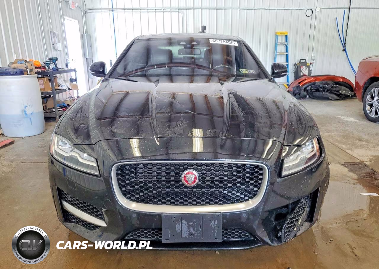 2016 Jaguar Xf R - Sport VIN:SAJBL4BV2GCY23782 - 5