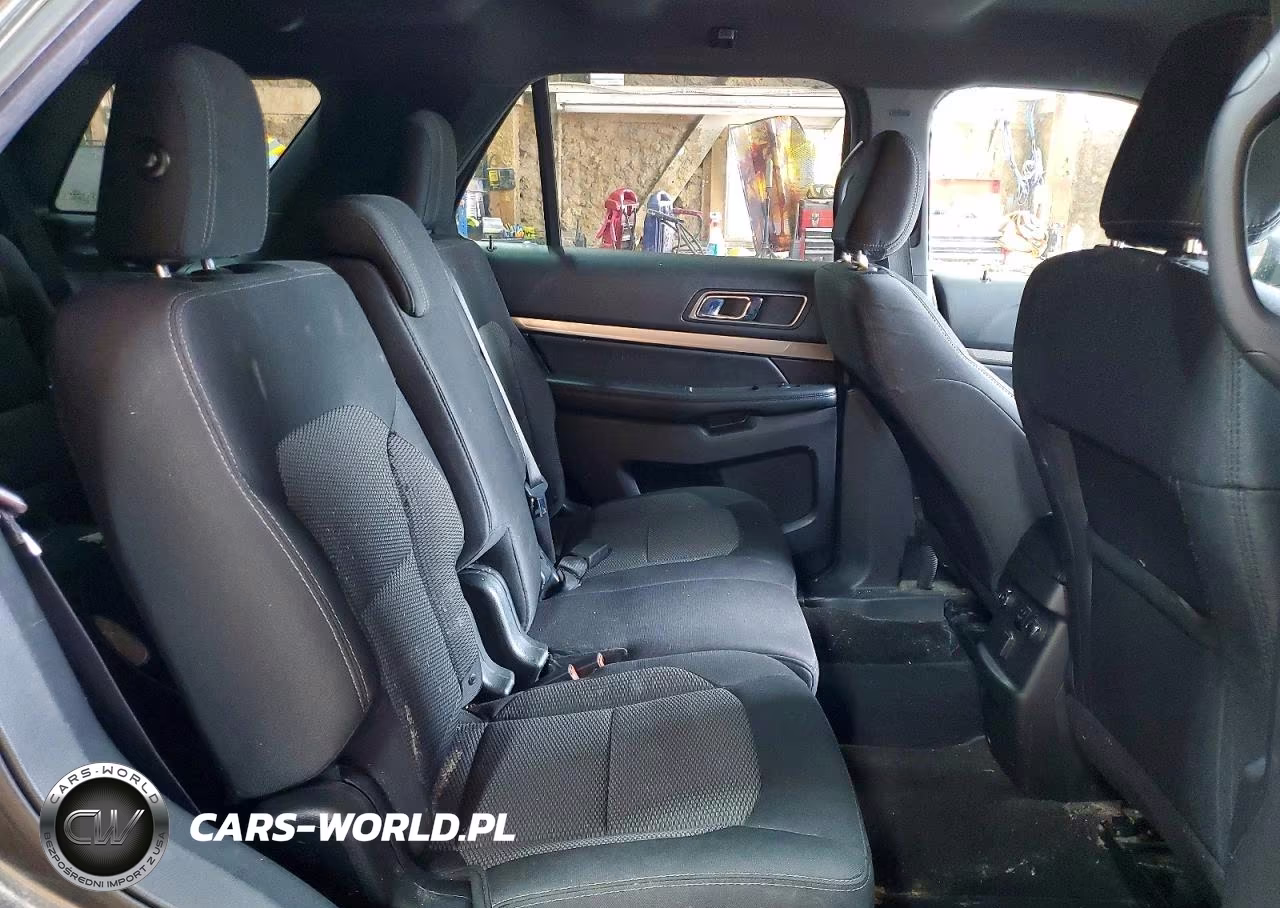 2018 Ford Explorer Xlt VIN:1FM5K7D89JGB22305 - 11
