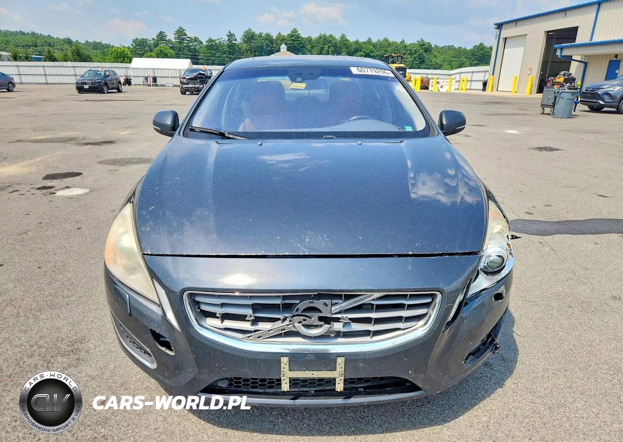 2013 Volvo S60 T5 VIN:YV1612FH3D2179882 - 5