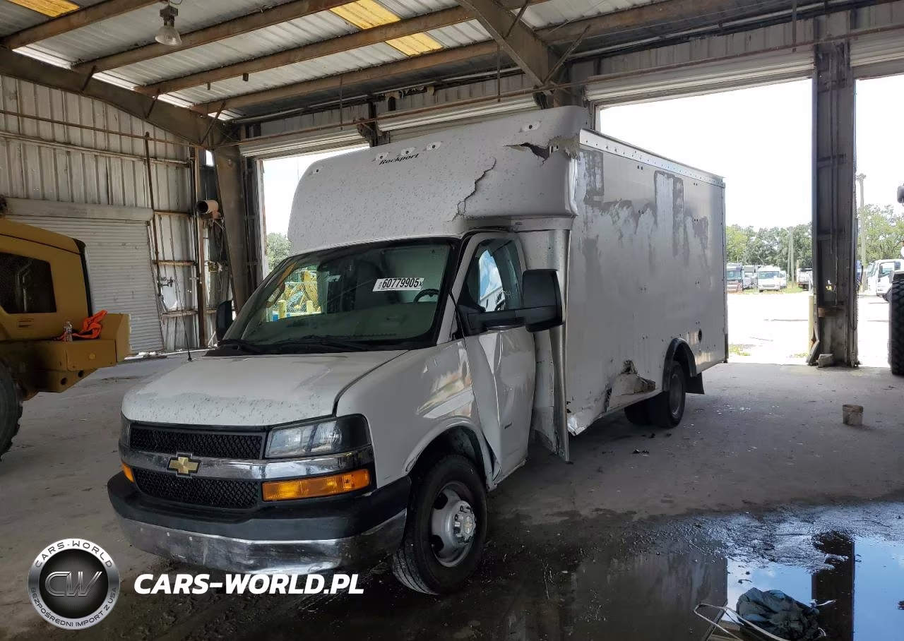 2022 Chevrolet Express G3500 – zdjęcie 1 z 13