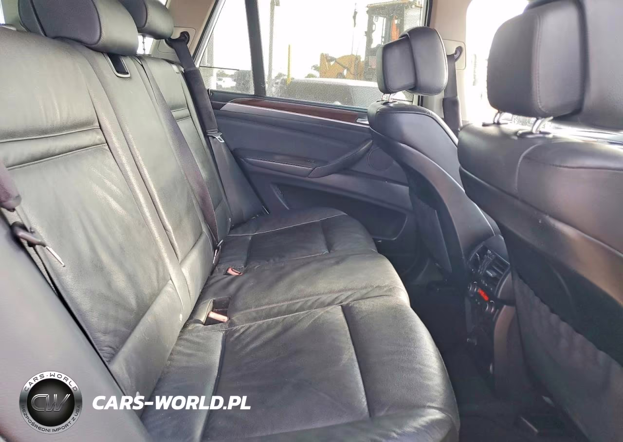 2013 BMW X5 xDrive35I VIN:5UXZV4C53D0E13562 - 10