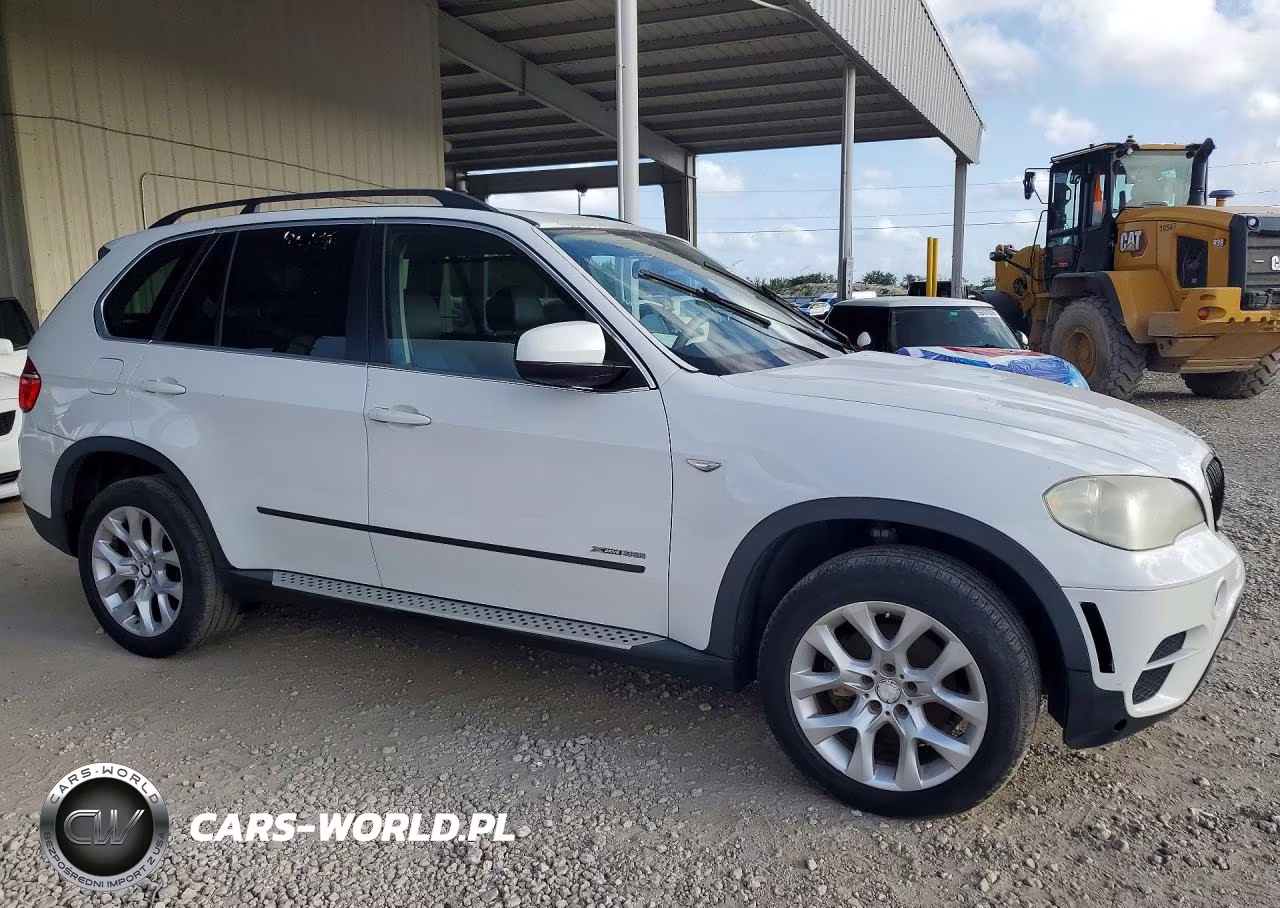 2013 BMW X5 xDrive35I VIN:5UXZV4C53D0E13562 - 4