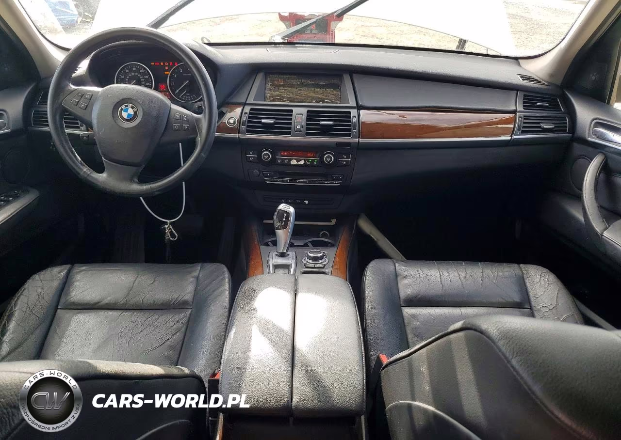 2013 BMW X5 xDrive35I VIN:5UXZV4C53D0E13562 - 8