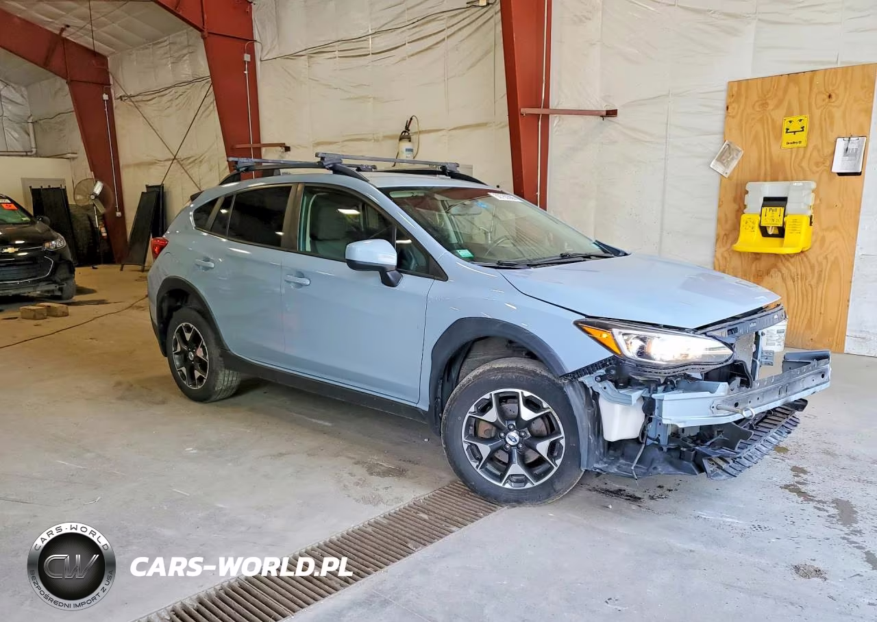 2018 Subaru Crosstrek Premium VIN:JF2GTABC4JH251885 - 4