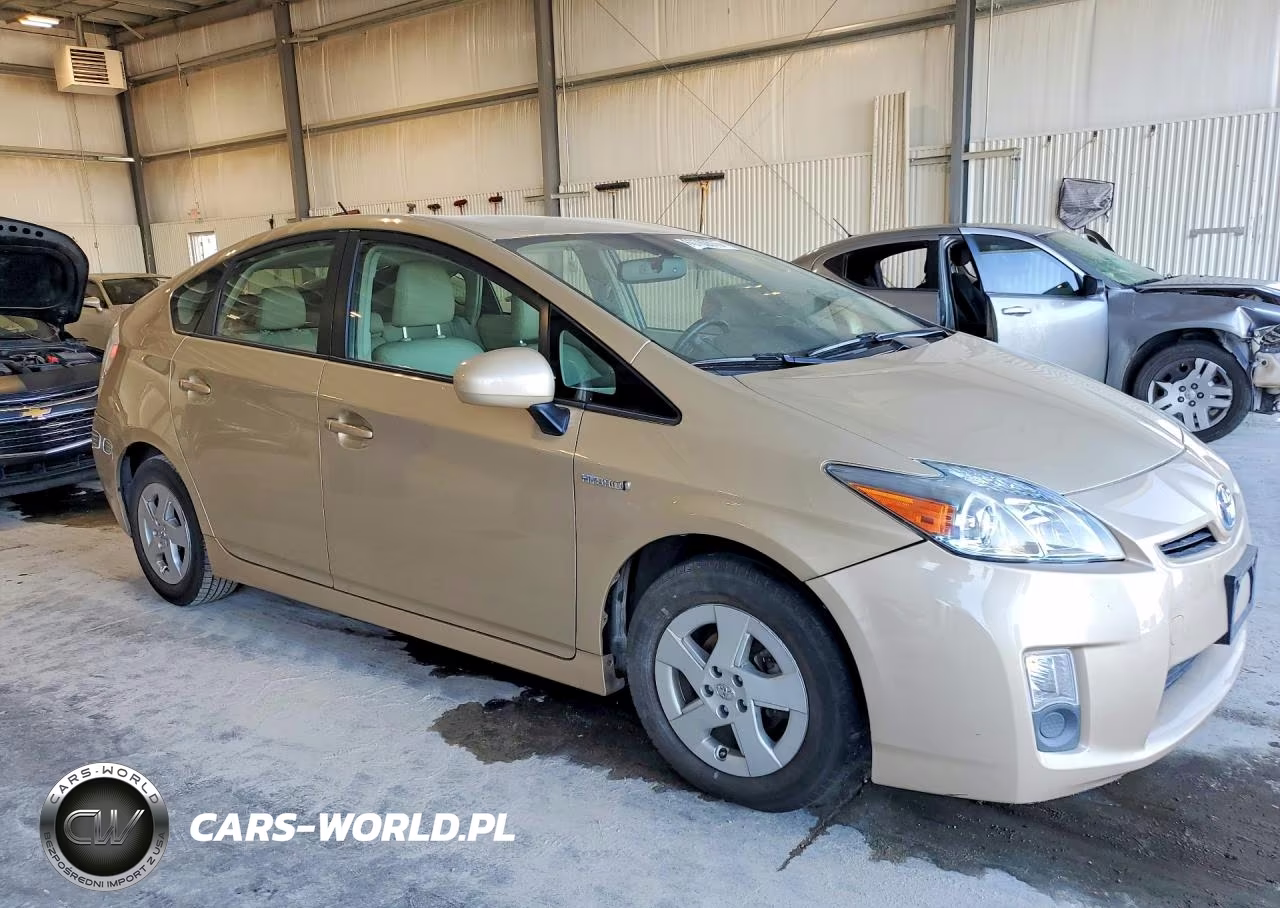 2011 Toyota Prius Four VIN:JTDKN3DU0B0268770 - 4