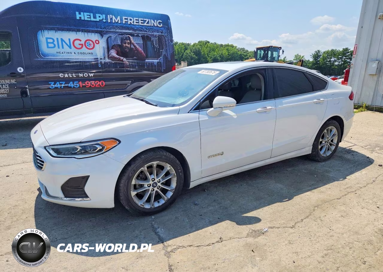 2019 Ford Fusion – zdjęcie 1 z 12