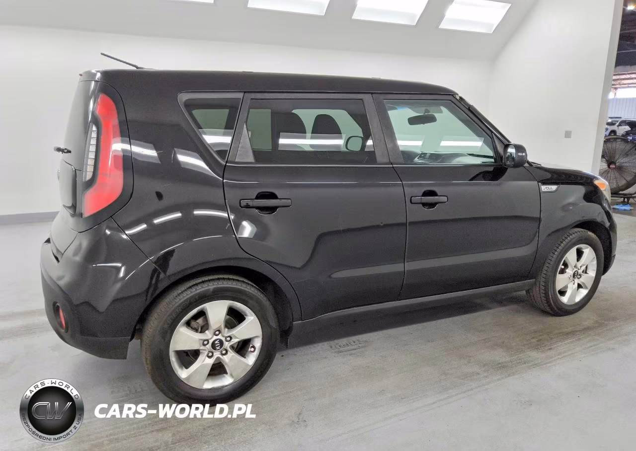 2018 Kia Soul Base VIN:KNDJN2A28J7522076 - 3