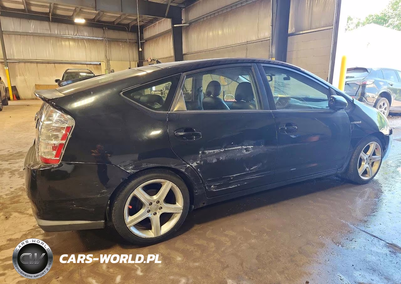 2006 Toyota Prius Base VIN:JTDKB20U467513298 - 3