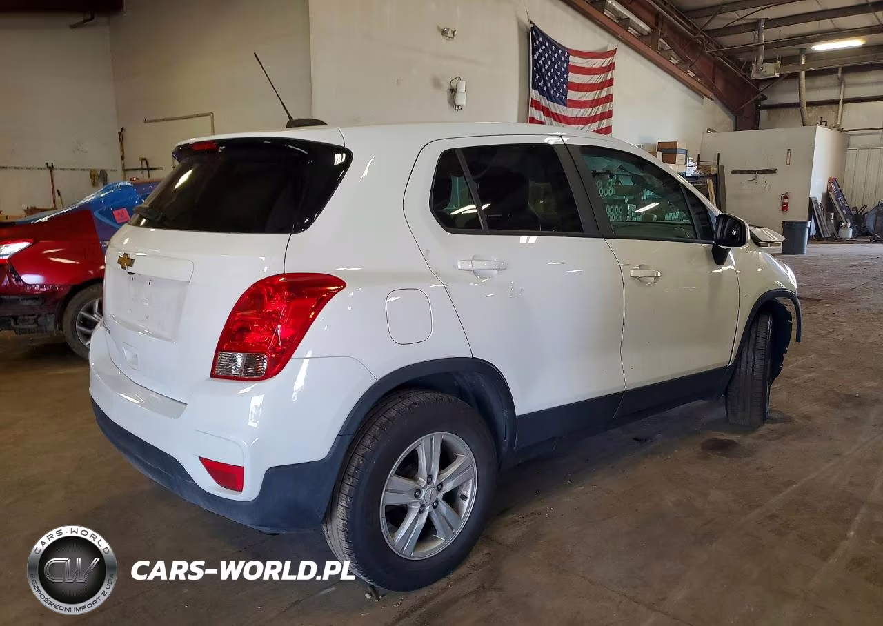 2020 Chevrolet Trax Ls VIN:KL7CJNSB9LB019657 - 3