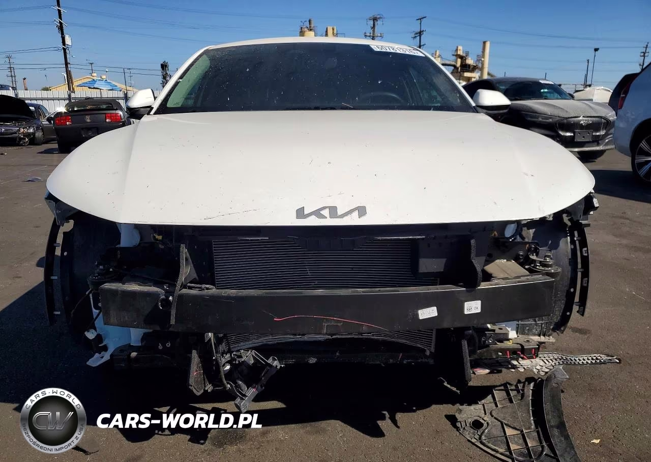 2025 Kia K4 Lxs VIN:3KPFT4DE1SE253238 - 5