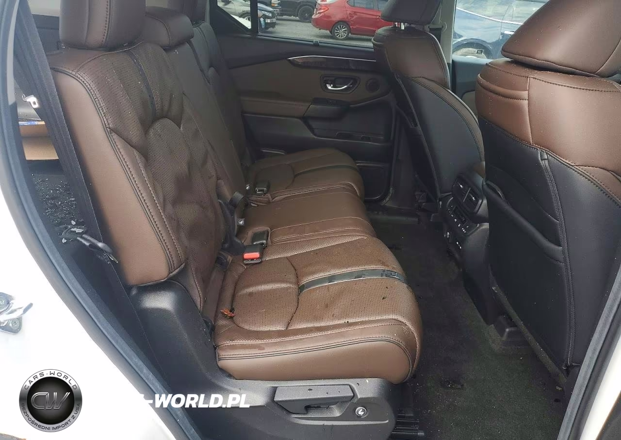 2025 Honda Pilot Elite VIN:5FNYG1H80SB038640 - 11
