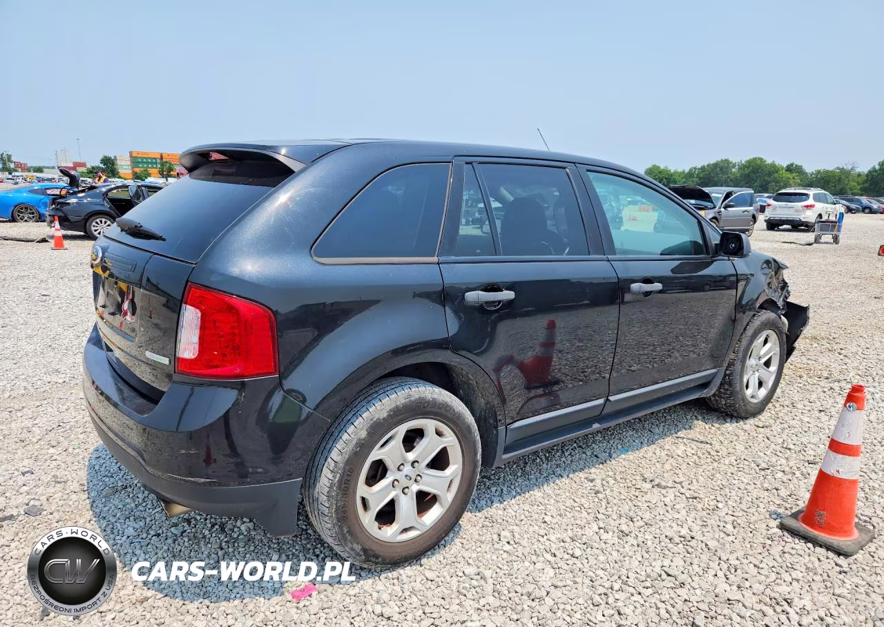 2013 Ford Edge Se VIN:2FMDK3G92DBC30933 - 3