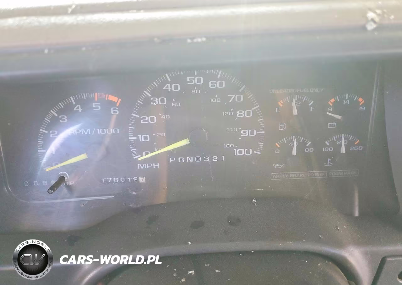 1996 GMC Yukon VIN:3GKEC18R9TG513175 - 9
