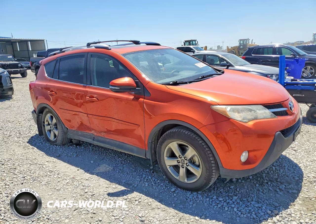 2015 Toyota Rav4 Xle VIN:JTMRFREV4FD128130 - 4